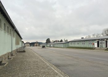 In der Presse zwischen Hass und blindem Gehorsam