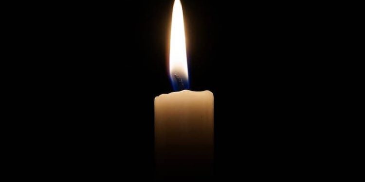 Der Falter und die Kerze Der Falter und die Kerze